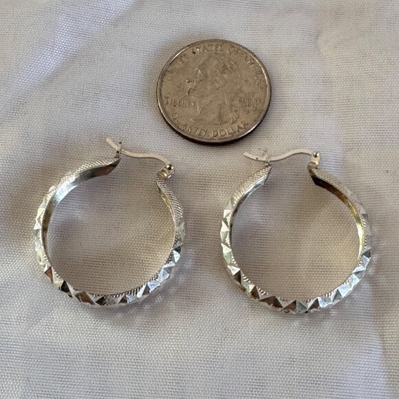 Sterling Silver 925 Geometric Texture Hoop Earrings Hinged Posts 1.25'' Length - Picture 8 of 10